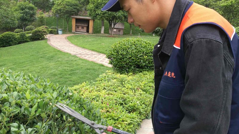假山喷泉，如何挑选合适的价格？**